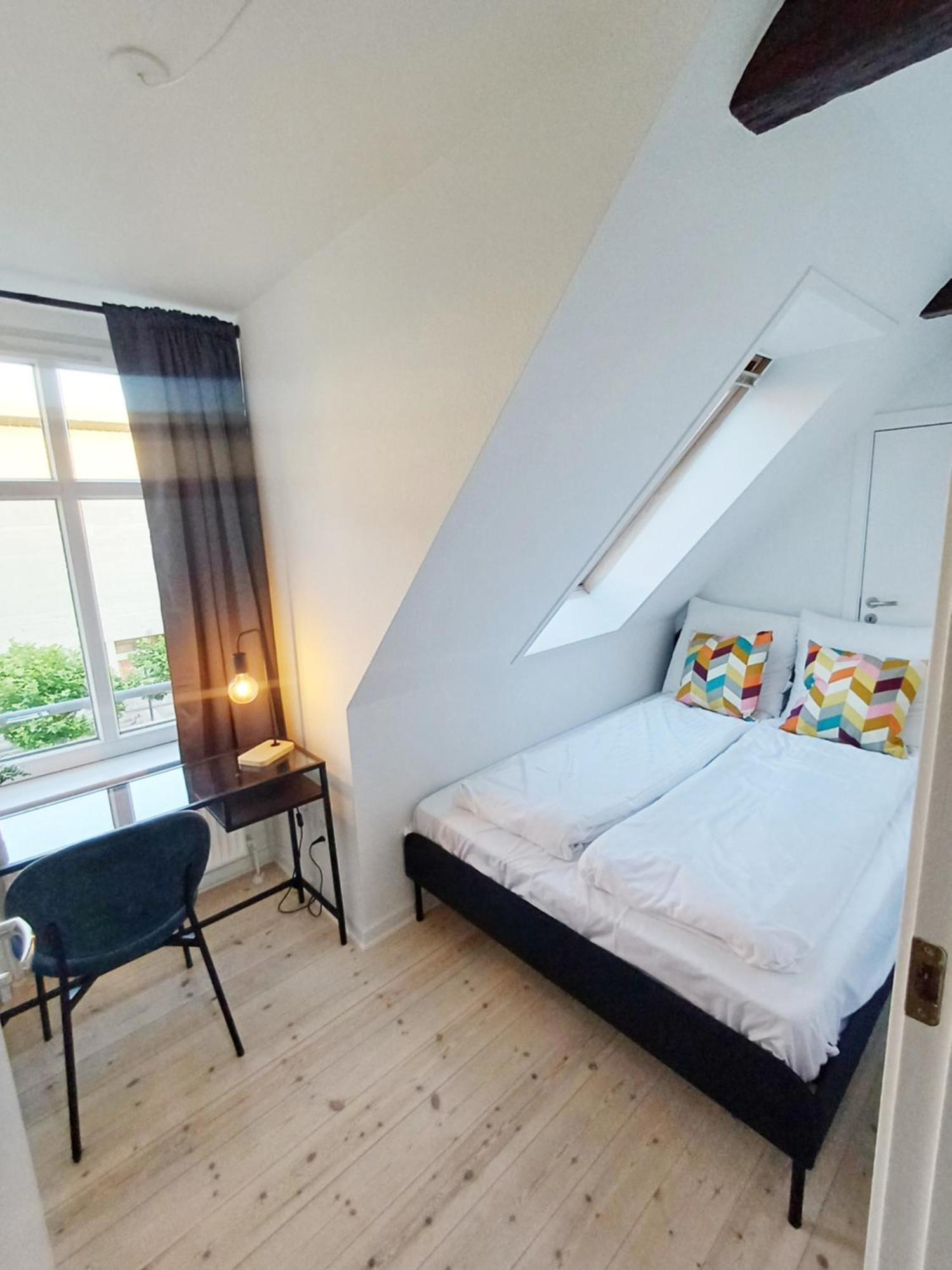 Beautiful 2 Bedroom Apartment Center Of City Randers Exterior foto
